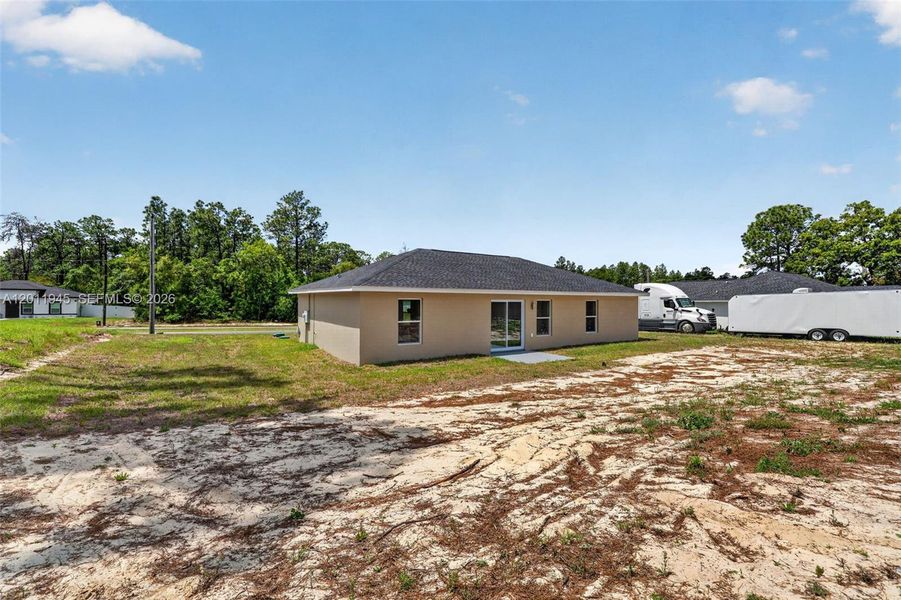 Exterior details and patio area of a home in , Ocala (Image 17).
