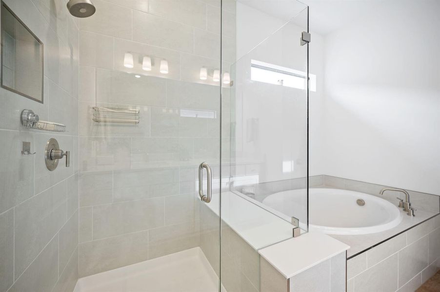 17-web-or-mls-2387-rollingwood-ct