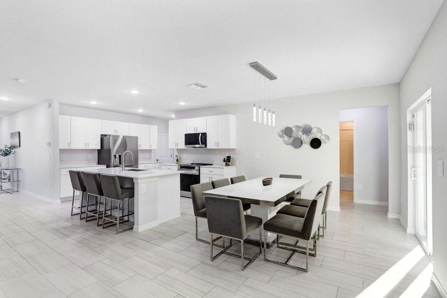 Furnished interior view inside a new home in , Zephyrhills (Image 19). Furnished interior view inside a new home in , Zephyrhills (Image 19).