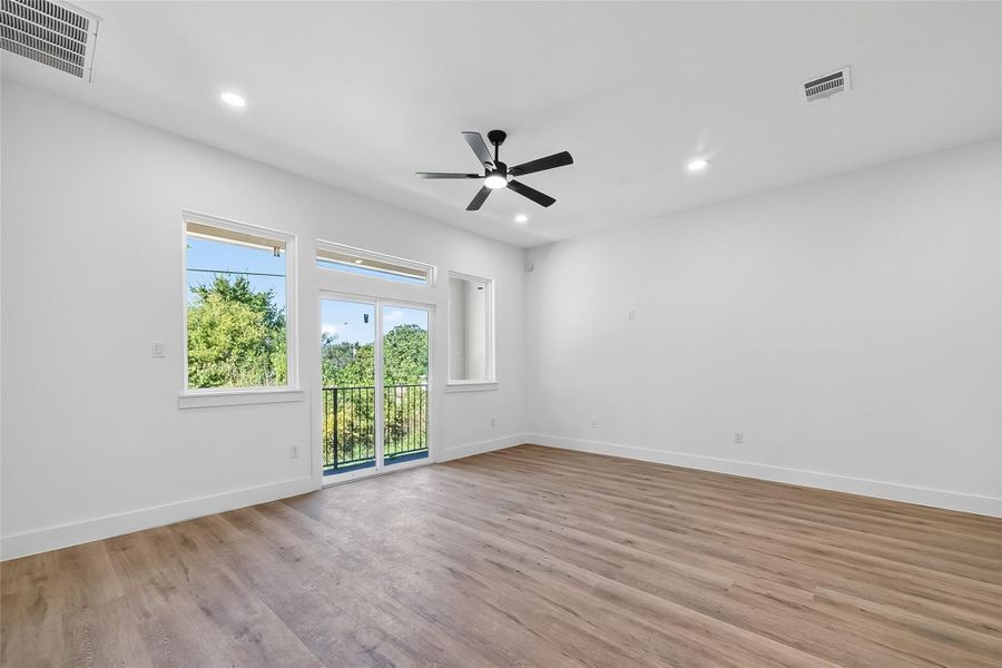 Spacious, unfurnished interior of a new home in , Houston (Image 19). Spacious, unfurnished interior of a new home in , Houston (Image 19).
