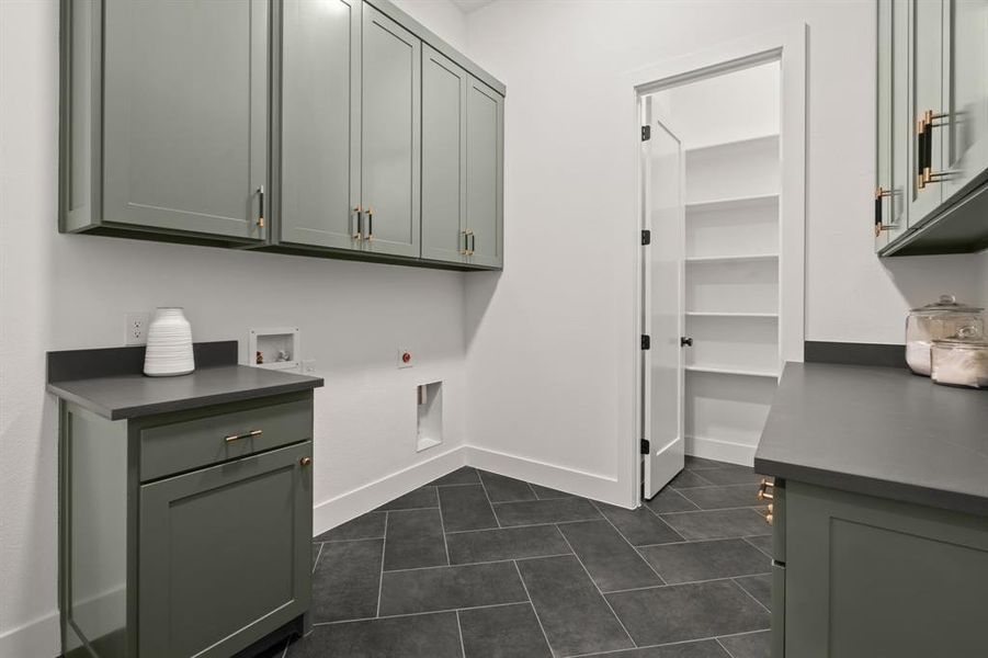 Furnished interior view inside a new home in , Arlington (Image 18).