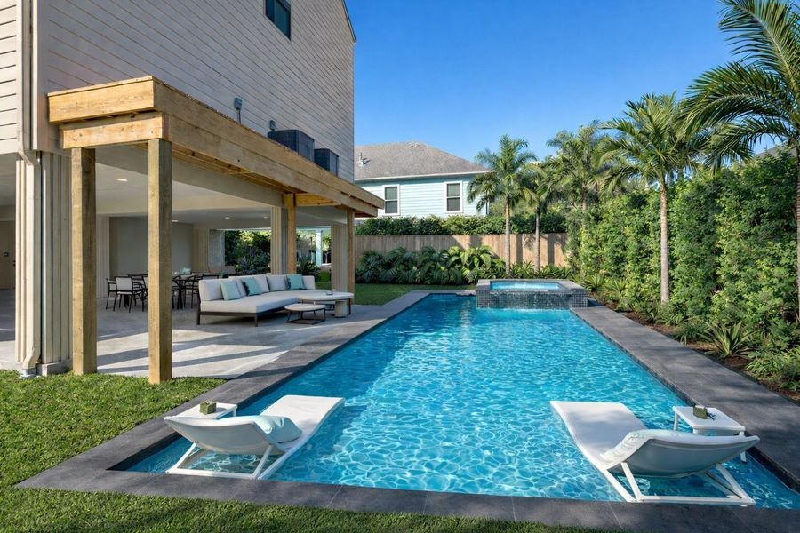 Backyard oasis with room for pool or anything you want to make it your own (virtually staged) Backyard oasis with room for pool or anything you want to make it your own (virtually staged)