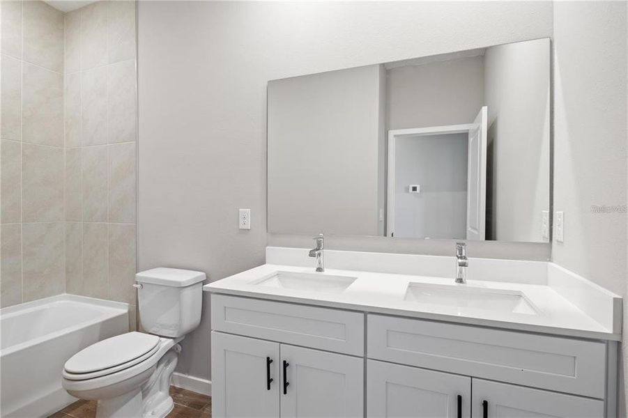 Furnished interior view inside a new home in Marion Oaks, Ocala (Image 7).