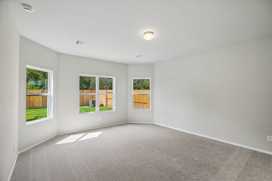 Spacious, unfurnished interior of a new home in Sorella, Tomball (Image 15). Spacious, unfurnished interior of a new home in Sorella, Tomball (Image 15).