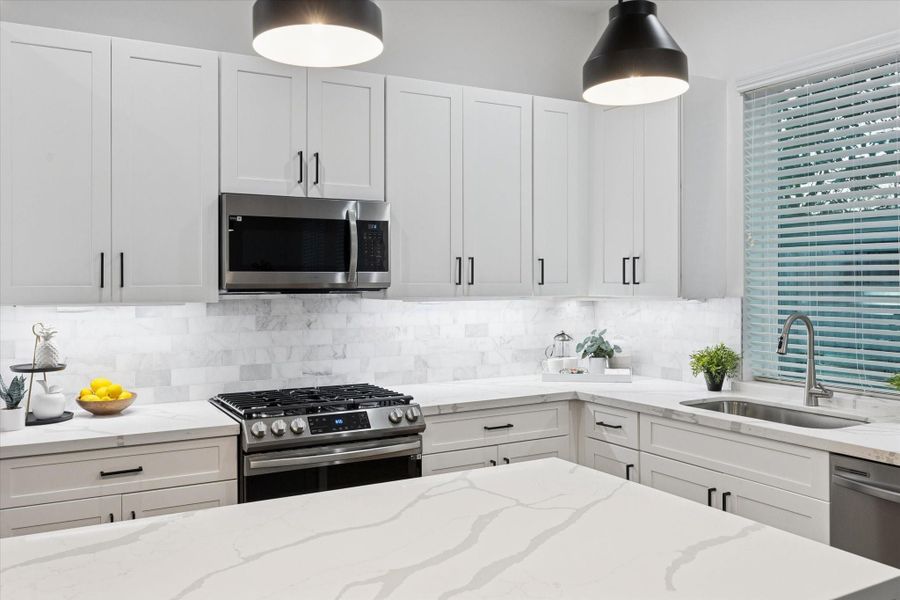 Furnished interior view inside a new home in , Houston (Image 33). Furnished interior view inside a new home in , Houston (Image 33).