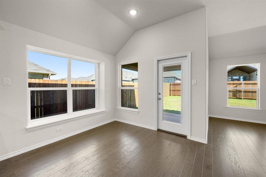 10345 Tapioca- Nook-1