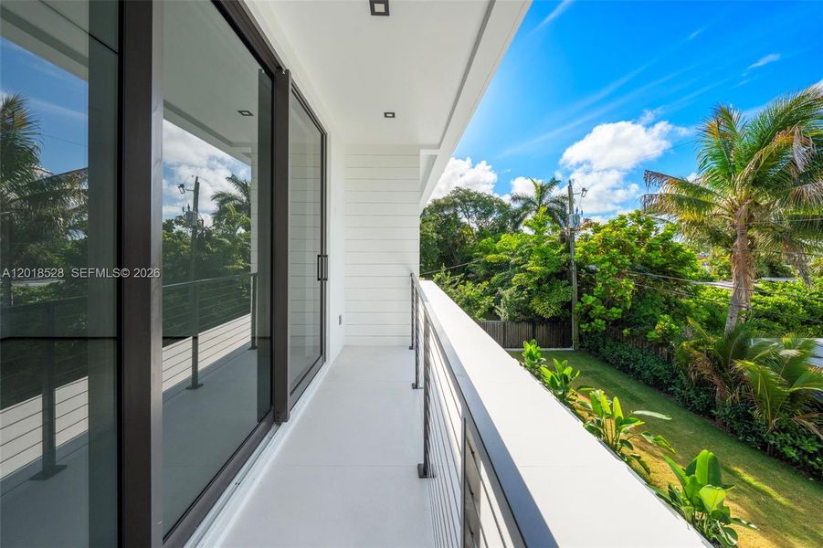 Exterior details and patio area of a home in , North Miami (Image 37).