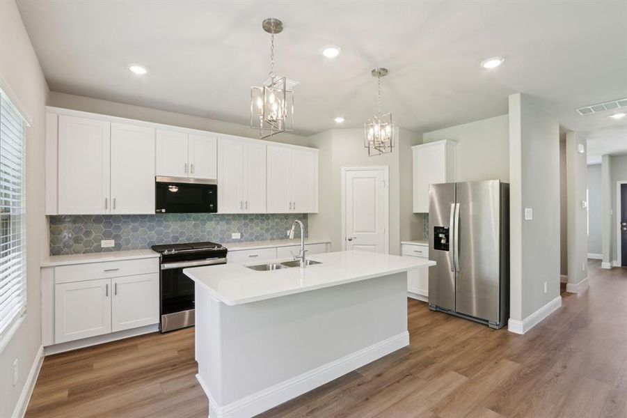 Furnished interior view inside a new home in Westmoor, Sherman (Image 13).