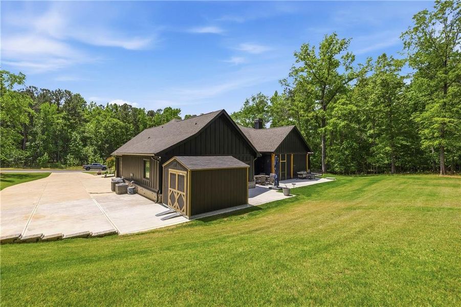 Image 76 of a home in .