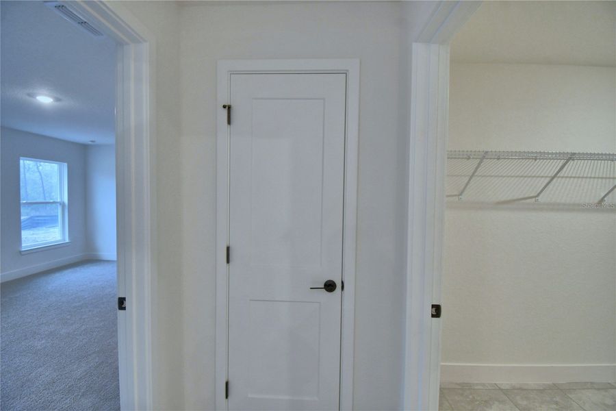 Spacious, unfurnished interior of a new home in Cadence Crossing, Auburndale (Image 31).