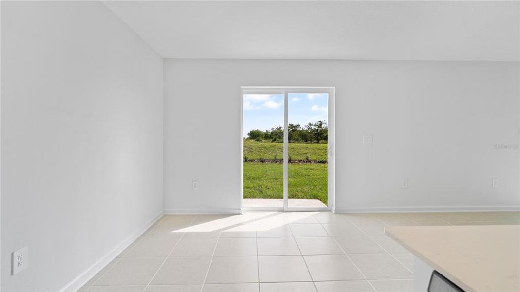 Spacious, unfurnished interior of a new home in , Eustis (Image 13).