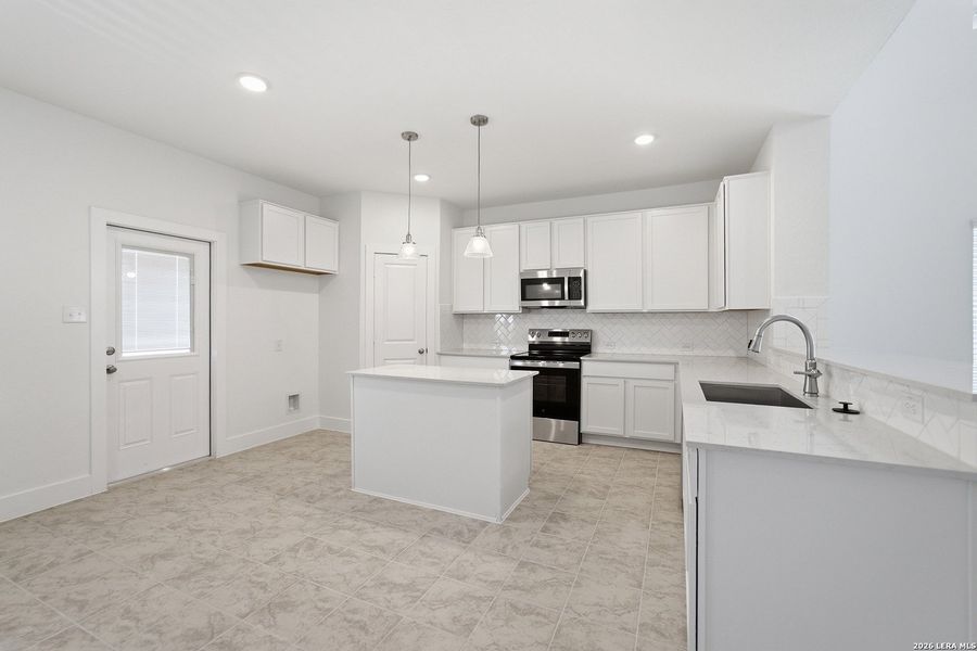 Furnished interior view inside a new home in Laurel Vistas, San Antonio (Image 6).