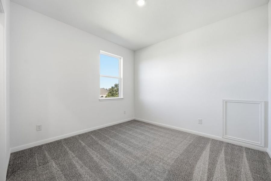 Spacious, unfurnished interior of a new home in Parkside on the River, Georgetown (Image 23).
