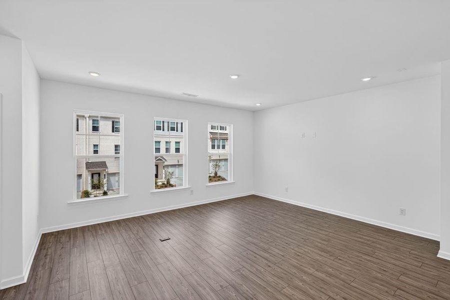 Spacious, unfurnished interior of a new home in Somerset at Veterans Memorial, Mableton (Image 17). Spacious, unfurnished interior of a new home in Somerset at Veterans Memorial, Mableton (Image 17).