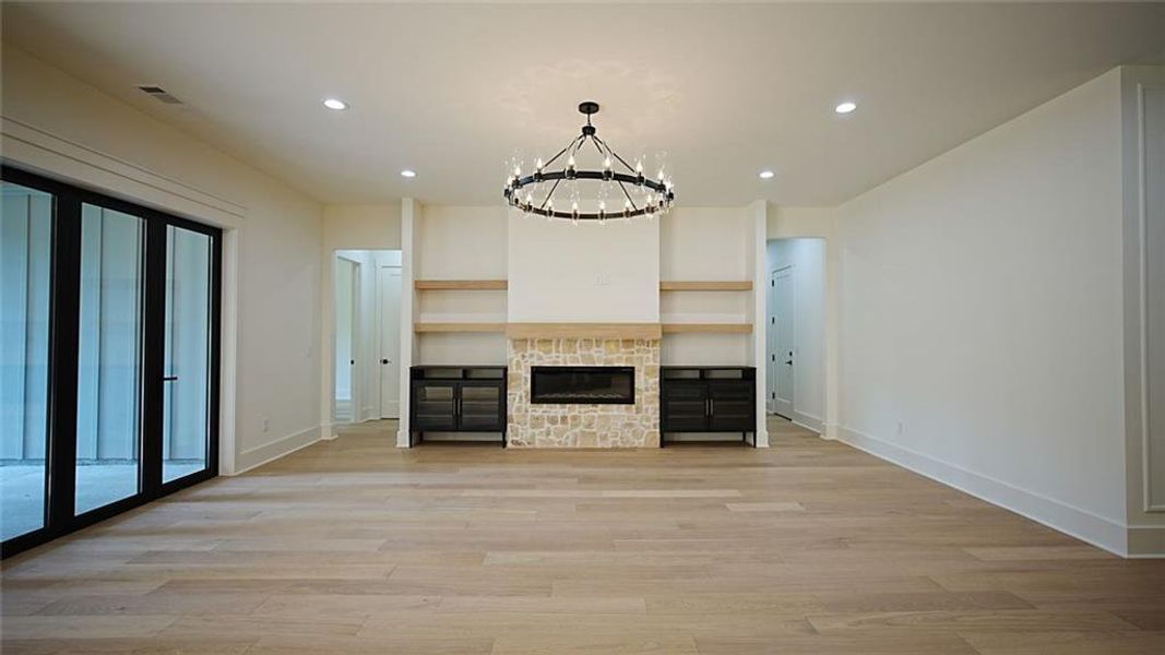 Spacious, unfurnished interior of a new home in , Flowery Branch (Image 37).
