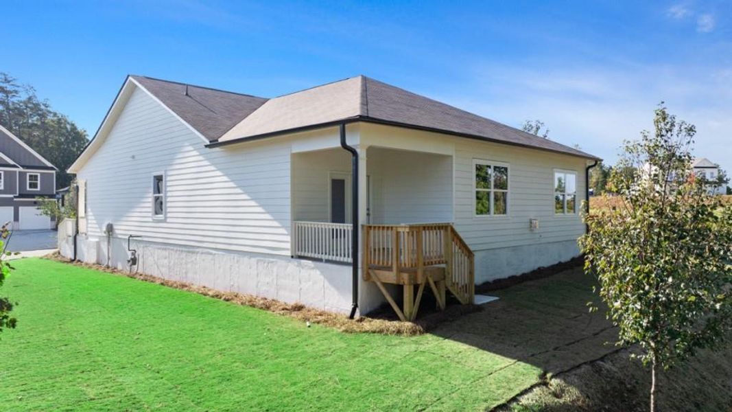 Exterior details and patio area of a home in Falcon Landing, Gainesville (Image 18).