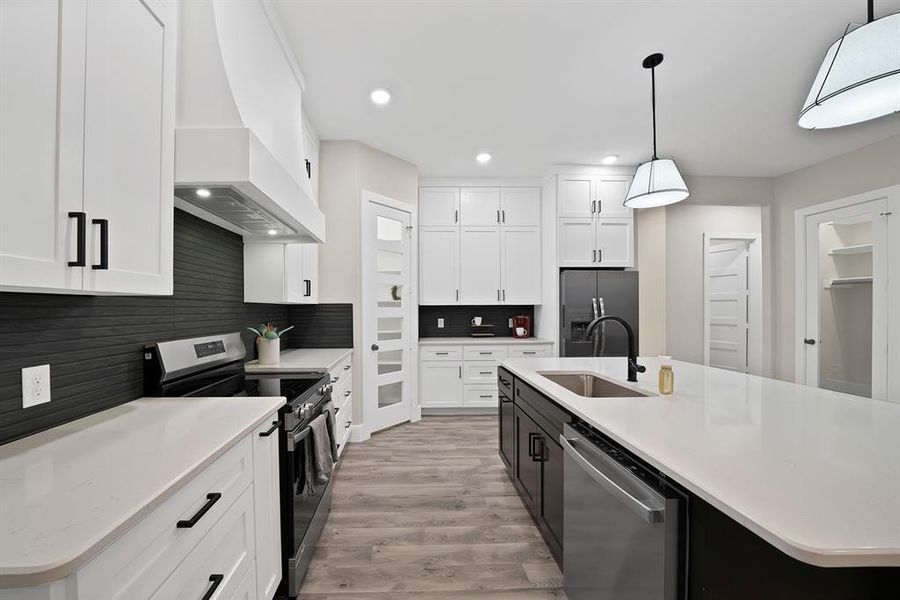 Furnished interior view inside a new home in , Fort Worth (Image 12).