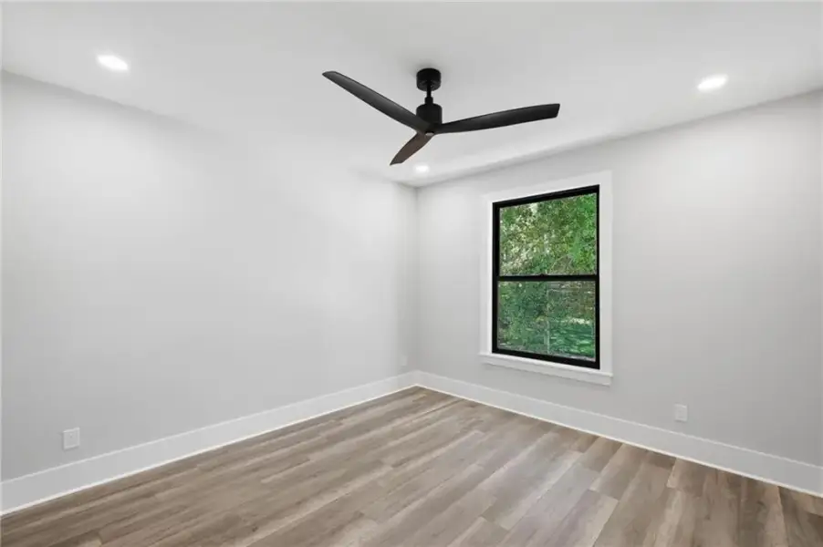 Spacious, unfurnished interior of a new home in , Roswell (Image 61).