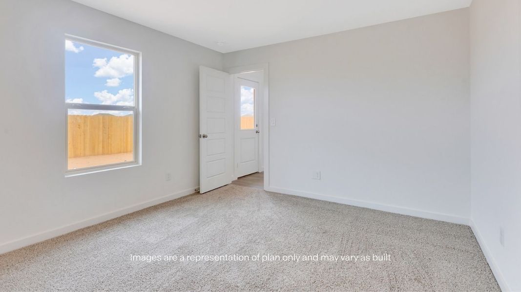 Spacious, unfurnished interior of a new home in Overlook West, Wolfforth (Image 16).