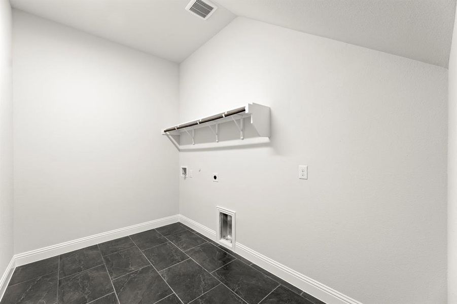 23_06. 3301 Agnew - Utility