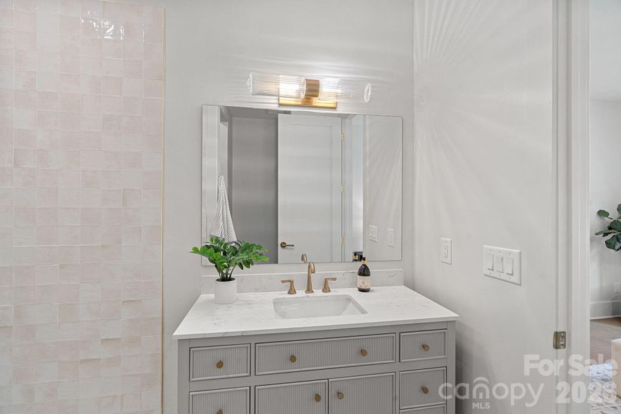 Guest suite bathroom Guest suite bathroom