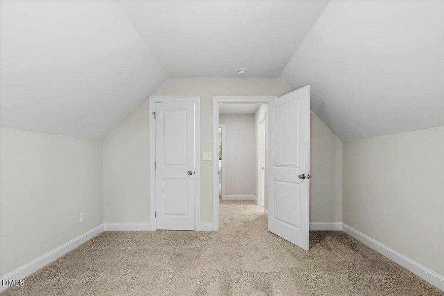28-93 Mitchner Dr-28 28-93 Mitchner Dr-28