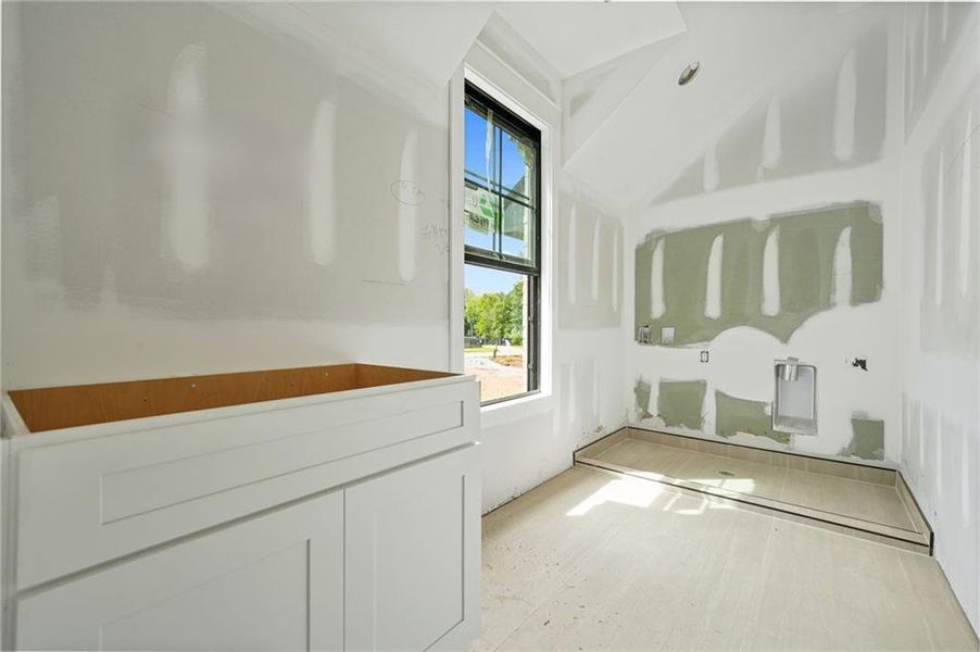 Image 47 of a home in .