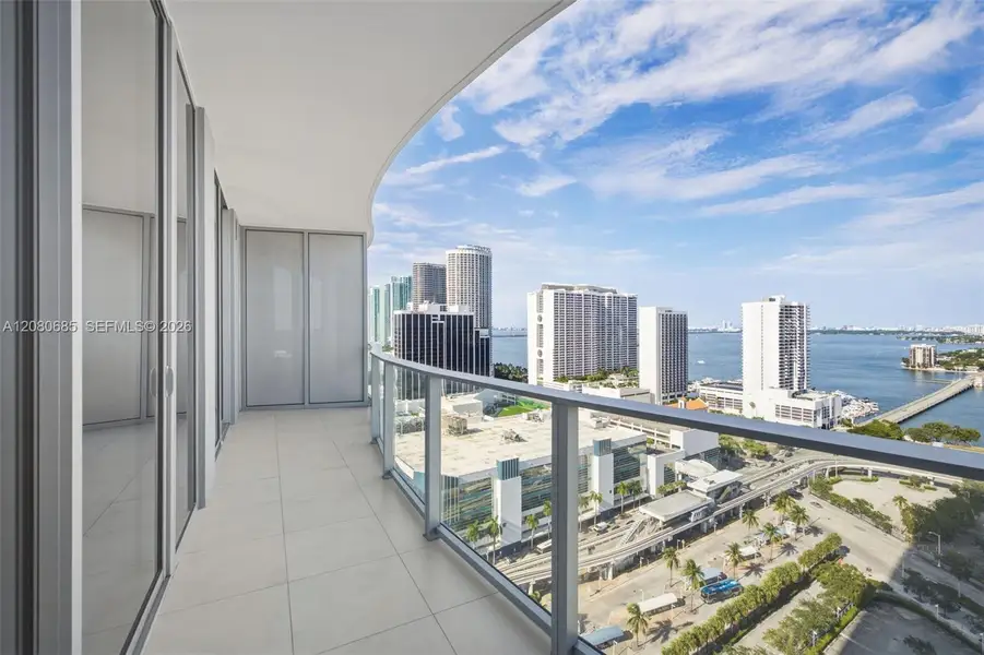 Condo located in Miami, FL showcasing its design and architecture (Image 1). Condo located in Miami, FL showcasing its design and architecture (Image 1).