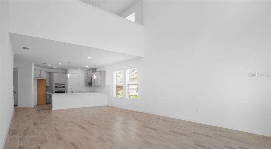 Spacious, unfurnished interior of a new home in Westview, Kissimmee (Image 24).