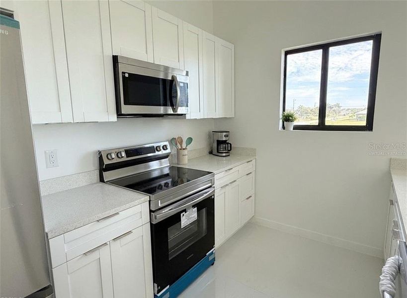 Furnished interior view inside a new home in , Cape Coral (Image 13).