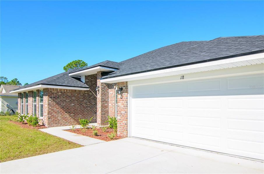 Exterior details and patio area of a home in Palm Coast, Palm Coast (Image 20).