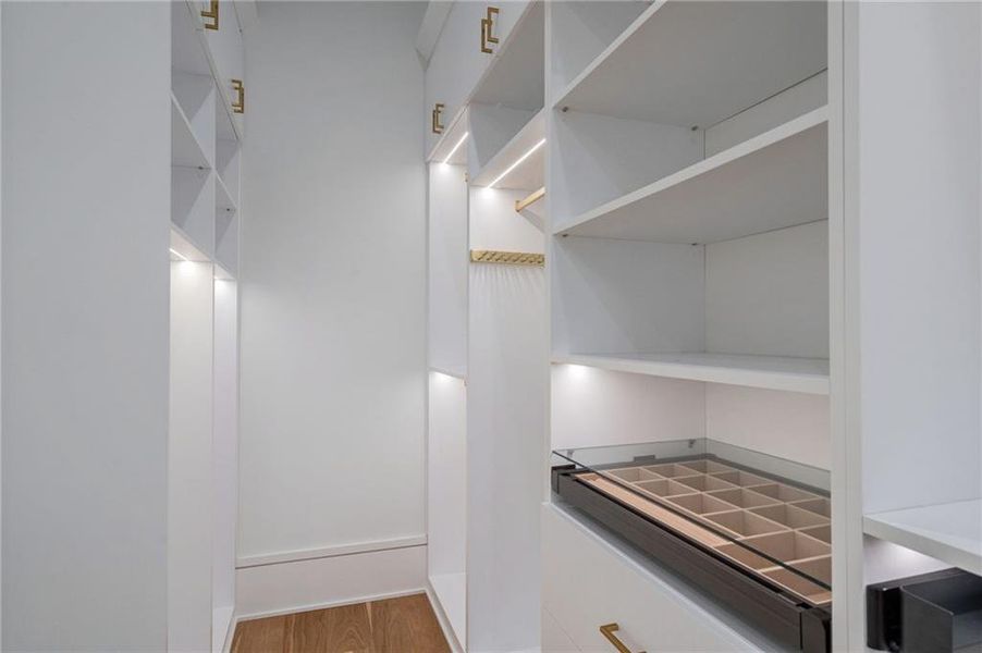 Spacious, unfurnished interior of a new home in , Loganville (Image 76). Spacious, unfurnished interior of a new home in , Loganville (Image 76).