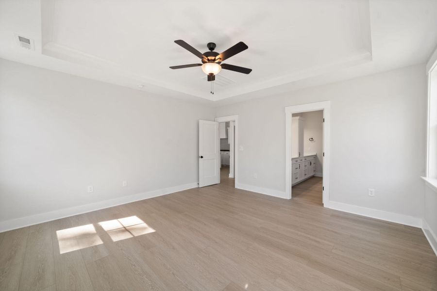 Spacious, unfurnished interior of a new home in Fiddler's Ridge, Advance (Image 18).