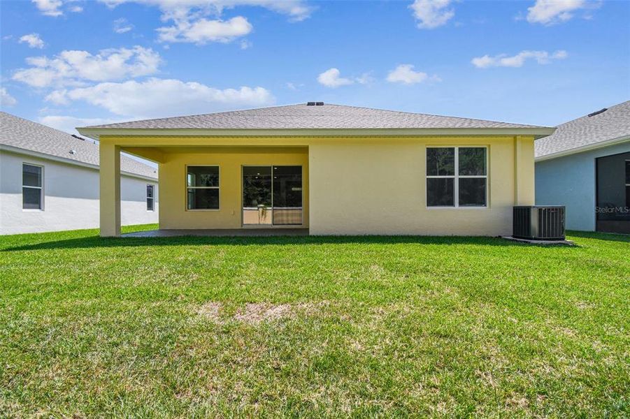 Exterior details and patio area of a home in Cascades at Southern Hills, Brooksville (Image 29).