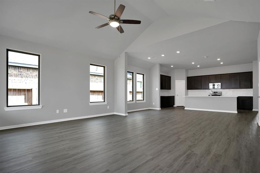 Image 12 of a home in Sunterra 50s. Image 12 of a home in Sunterra 50s.