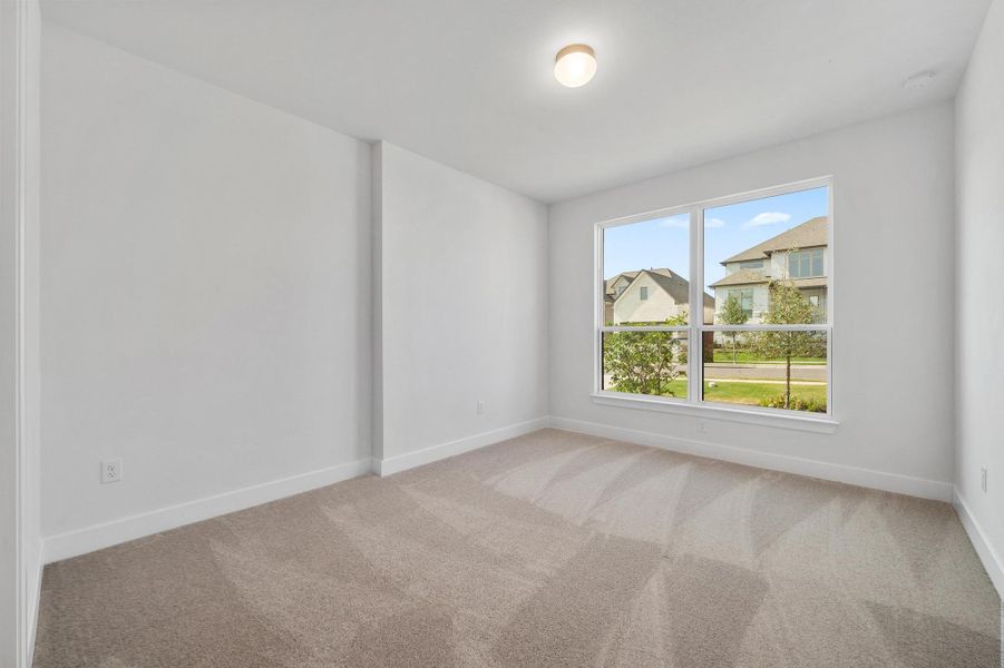 Spacious, unfurnished interior of a new home in Provence - 60', Austin (Image 14).