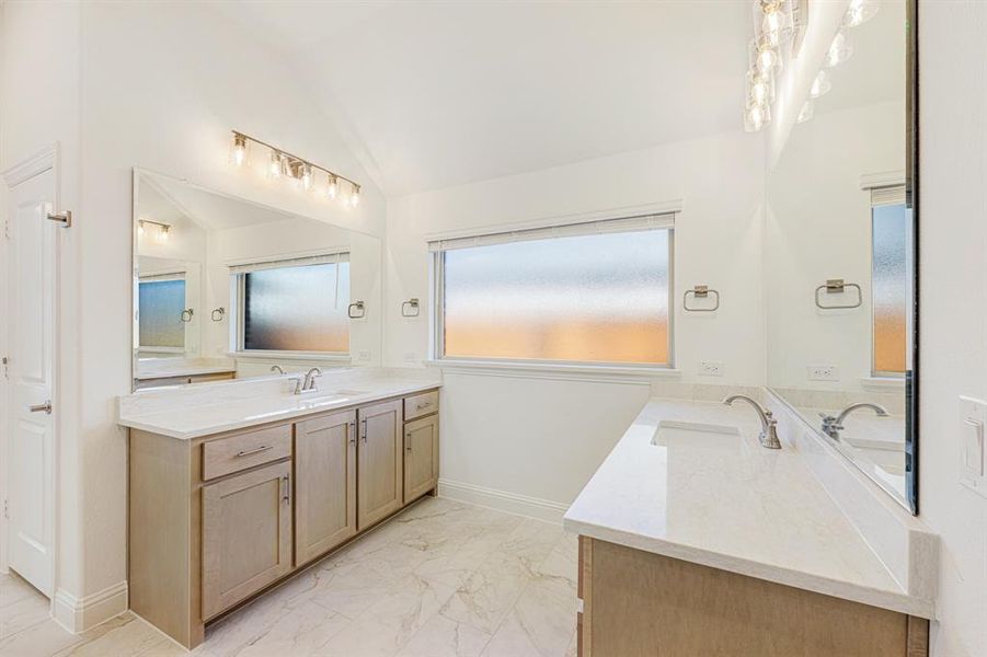 Furnished interior view inside a new home in Terracina, Rockwall (Image 7).