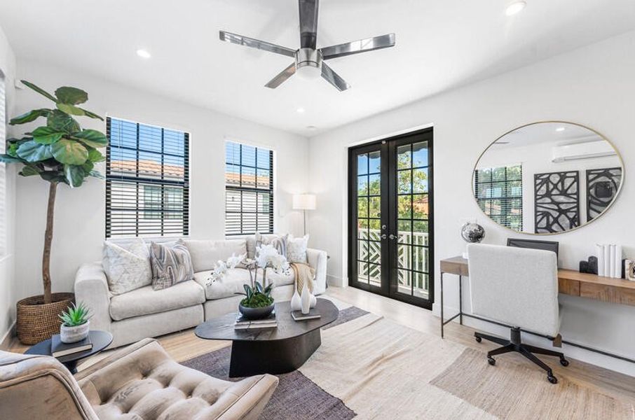 untitled-32.jpg-vsuniqueid-695409650aa8c