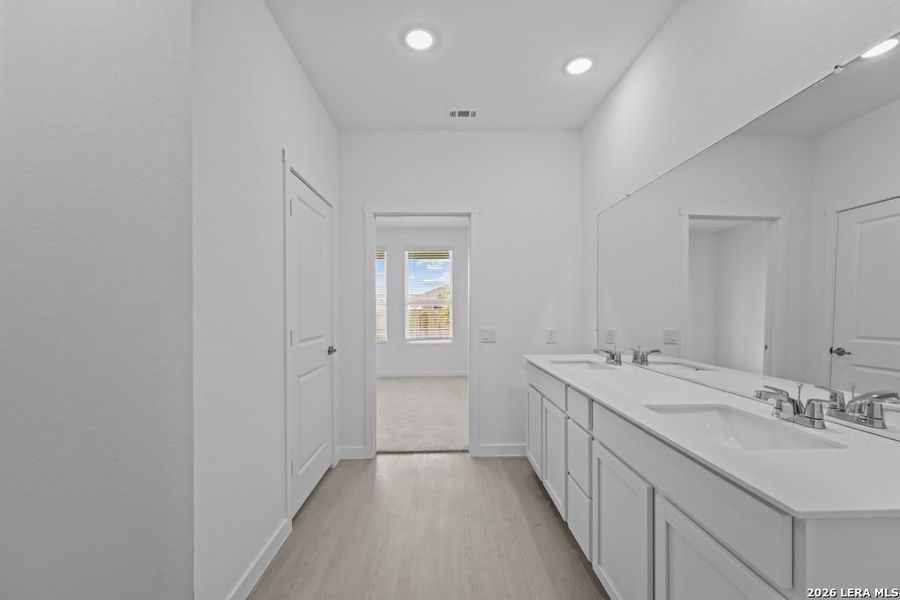 Furnished interior view inside a new home in Vida, San Antonio (Image 11).