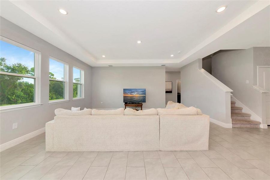 Image 79 of a home in .