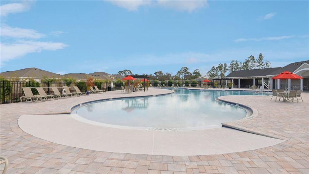 Community amenities in Waterford, Brooksville (Image 30).