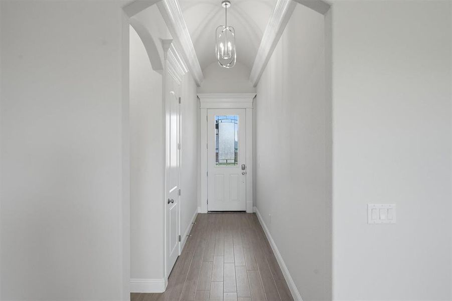Spacious, unfurnished interior of a new home in , Tolar (Image 21).