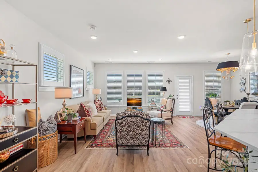 Experience Open Concept Living With Tons Of Windows! Experience Open Concept Living With Tons Of Windows!