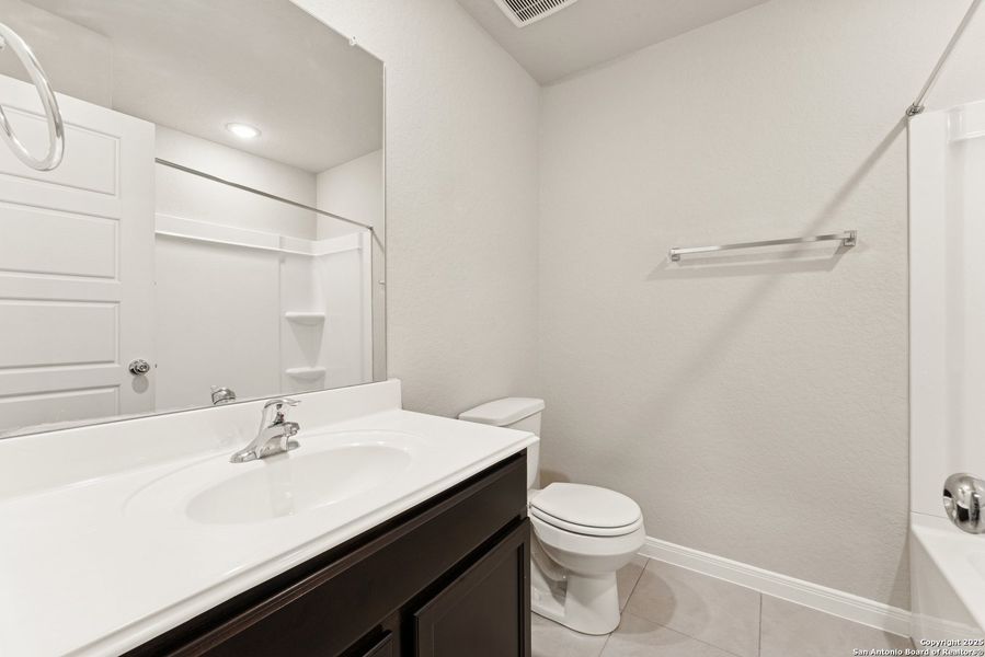 Image 38 of a home in Agave. Image 38 of a home in Agave.