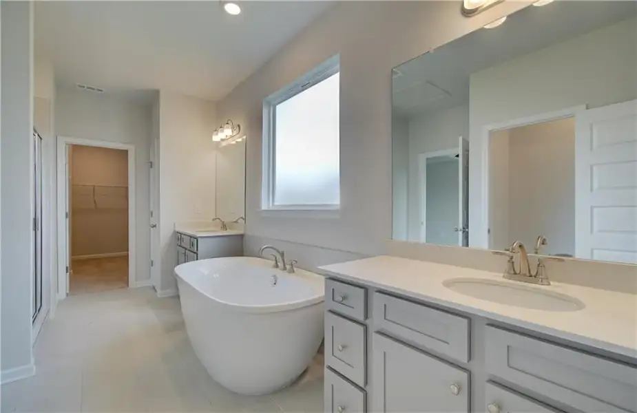 Furnished interior view inside a new home in Grandview at Millers Mill, Stockbridge (Image 5).