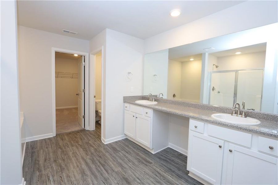 Furnished interior view inside a new home in , Conyers (Image 4).