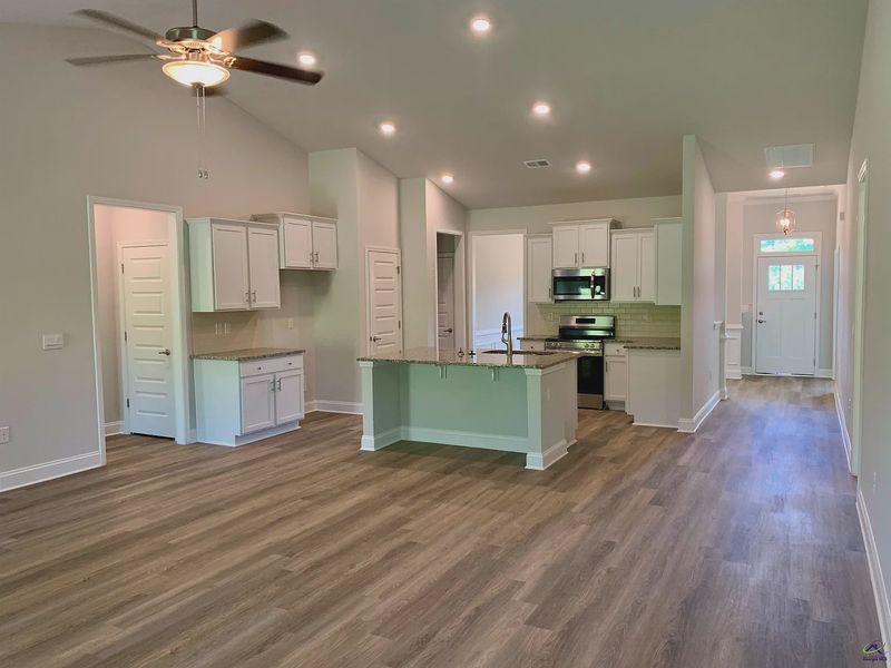 Image 6 of a home in Barrington Place.