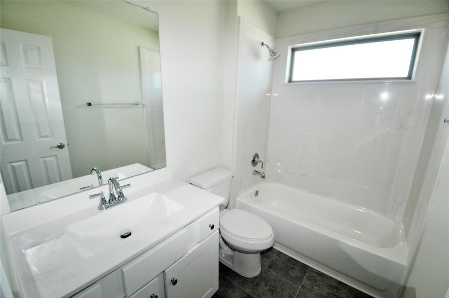 Furnished interior view inside a new home in , League City (Image 9).