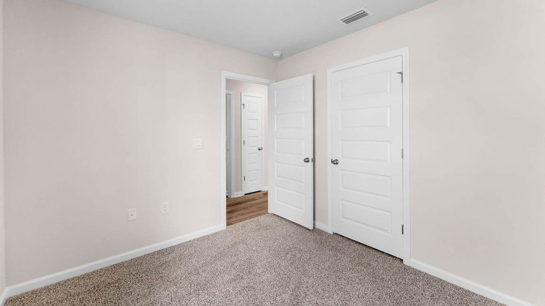 Spacious, unfurnished interior of a new home in Park Place, Panama City (Image 22).