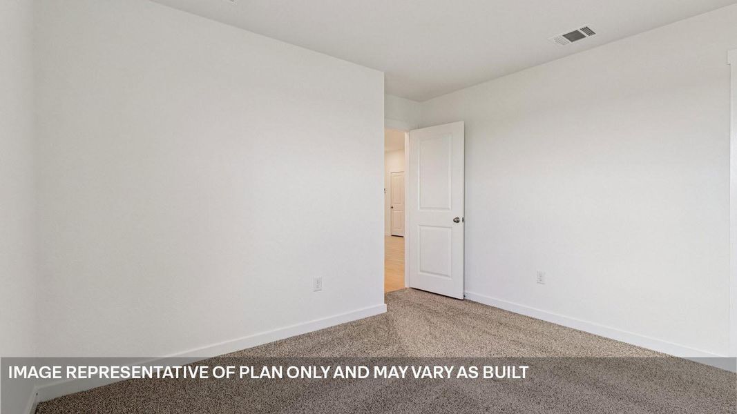 Spacious, unfurnished interior of a new home in Durango, Mustang Ridge (Image 8).